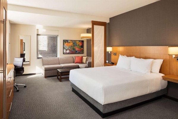 Hyatt Place Knoxville/Downtown image 28